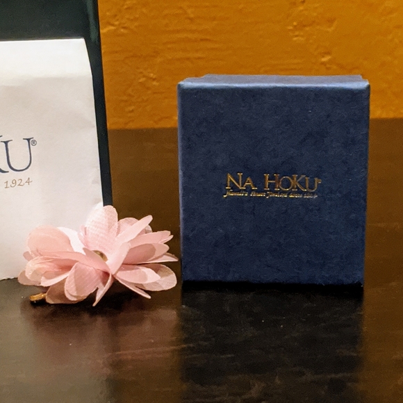 14k Pink Mother of Pearl Diamond Rose Gold Ring - Picture 3 of 14